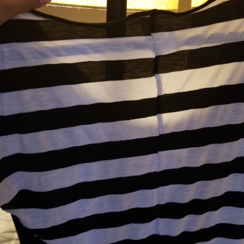 Shirt - Picture 3 of 4